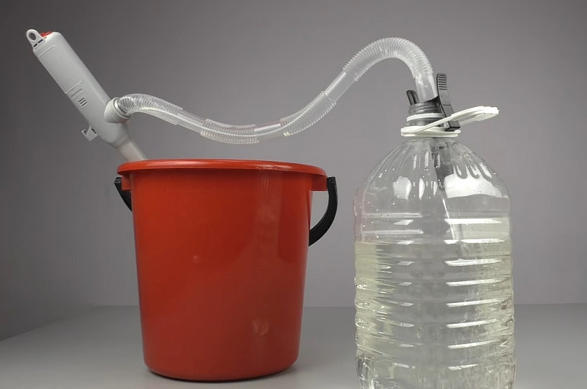 Насос электрический Dukshin для перекачки топлива на батарейках (DP-03)