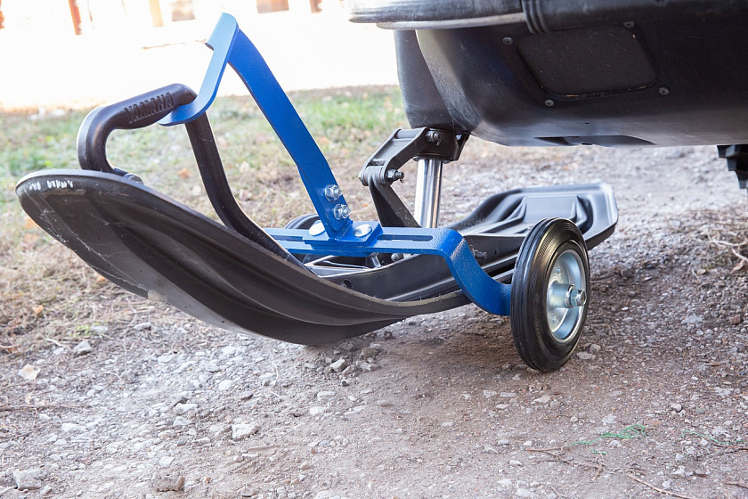 Усиленные подкаты под лыжи снегохода