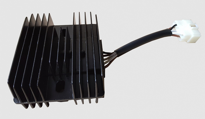 Бензиновый двигатель Lifan 190F (15 л.с., вал 25 мм) катушка 7 А 12В