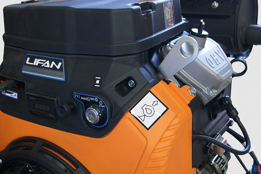 Бензиновый двигатель Lifan 2V80F-A 20A (29 л.с., вал 25 мм), с электростартером, катушка 20 А 12В